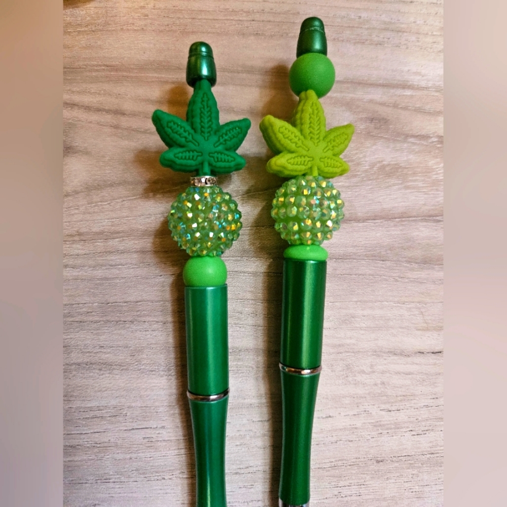 Decorative pens